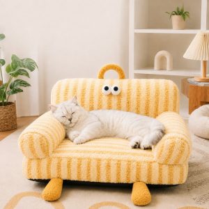 Cozy Pet Sofa Bed for Cats & Small Dogs - Warm Indoor Lounger with Winter & All-Season Options